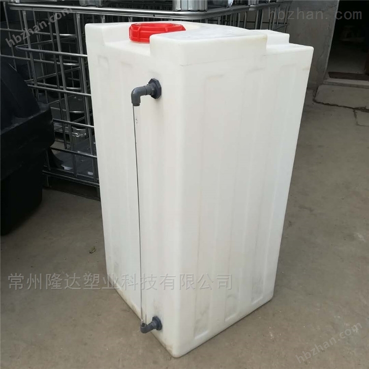 及時處理方形加藥箱故障是保障工藝穩定與安全的關鍵