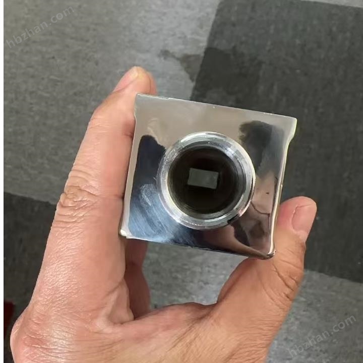 小體積防凍液電磁流量計(jì)